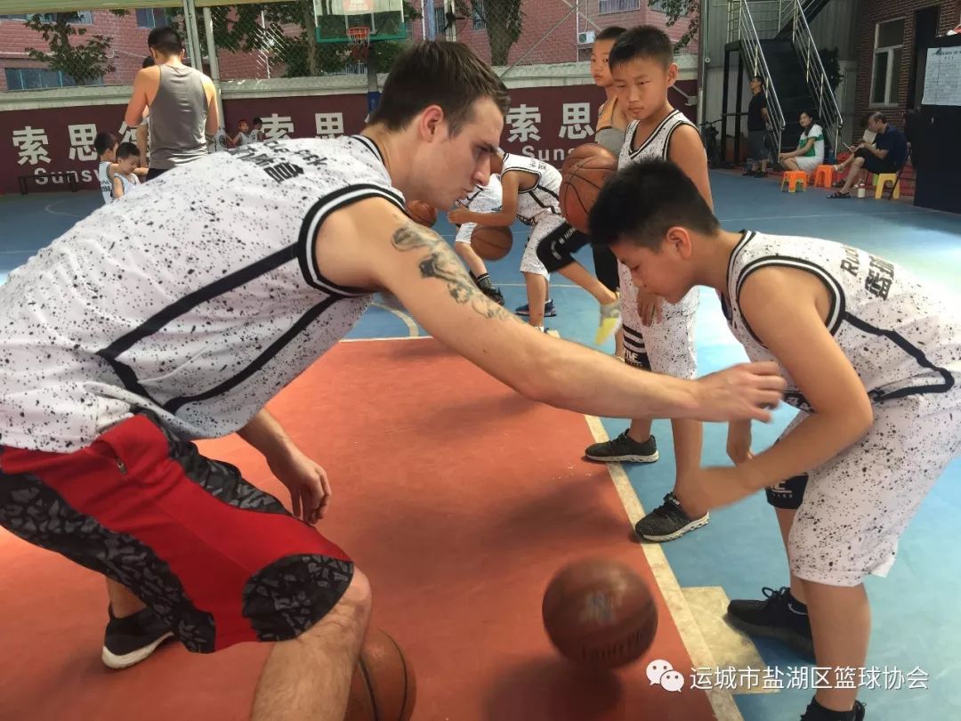 篮球训练术语大全集图片_2